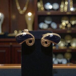 Vintage Kabana Black Onyx Inlay 14 K Yellow Gold Earring